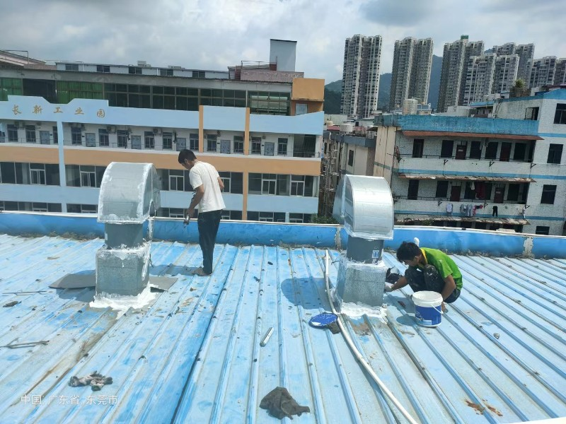 太康钢结构屋面涂料维修方法